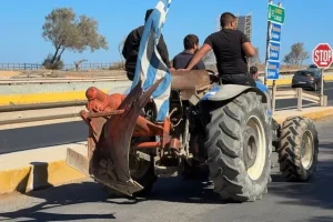 Κινητοποιούνται γιατί είναι αφόρητα στριμωγμένοι