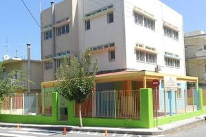 Απίστευτο: Δημοτικό σχολείο στέλνει τους μαθητές σε… γκαρσονιέρα – «Είναι χώροι μισθωμένοι για αίθουσες» λένε πηγές του δήμου