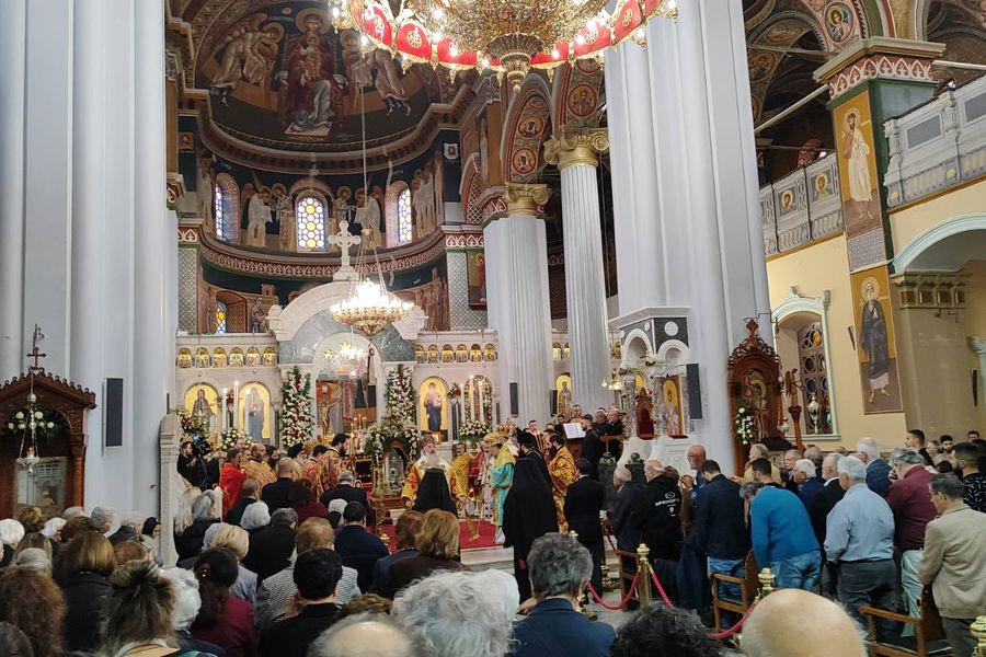 (ΦΩΤΟ-ΒΙΝΤΕΟ) Το Ηράκλειο τιμά τον πολιούχο και προστάτη της πόλης Άγιο Μηνά