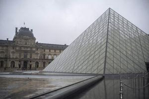 Μούσειο του Λούβρου: Έκλεισε γκαλερί με κεραμικά από την Αρχαία Ελλάδα λόγω προβλημάτων στατικότητας