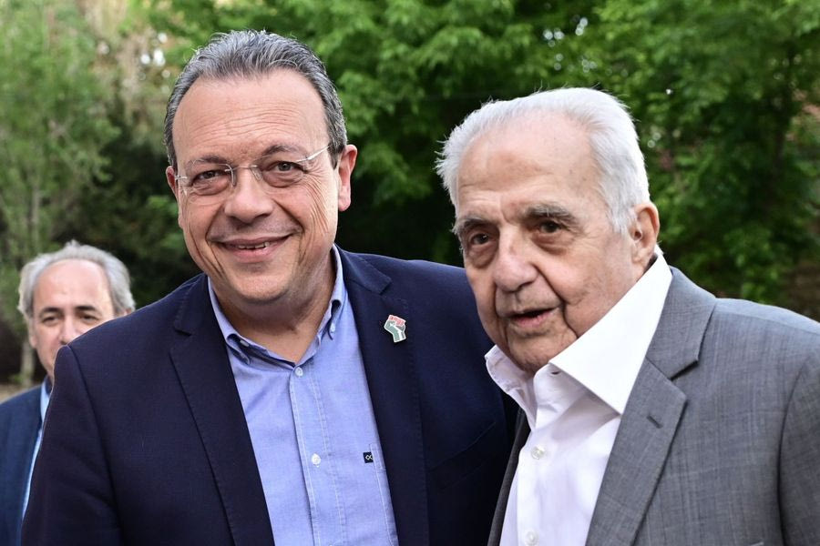 Συντετριμμένος ο Φάμελλος με τον θάνατο Φλαμπουράρη – Η ανάρτηση για την «ψυχή του κόμματος»