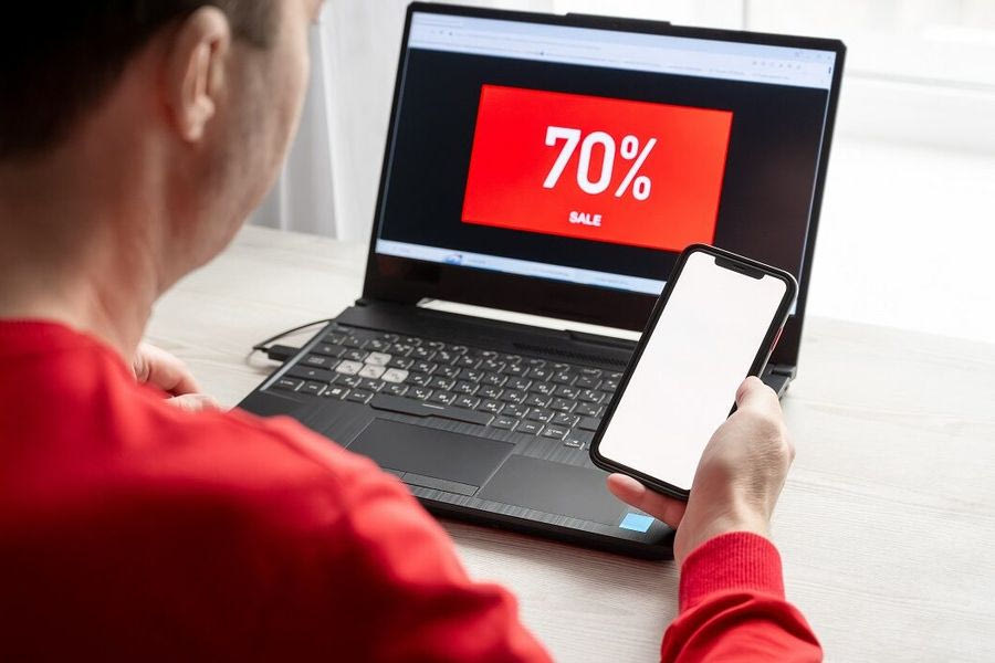 Black Friday: Το κόλπο για να εντοπίσετε τις πραγματικές προσφορές