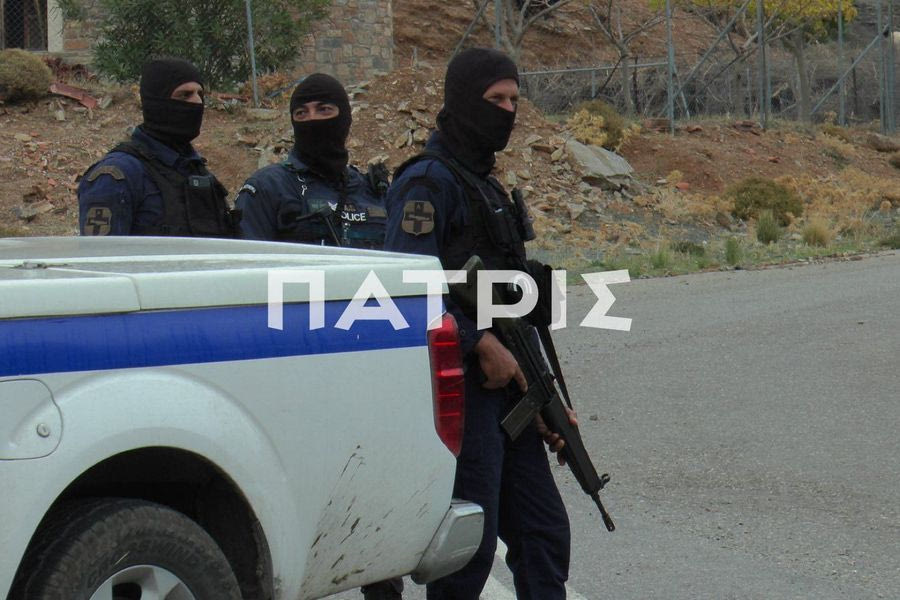 (ΦΩΤΟ)Μακελειό στα Βορίζια: Οχυρωμένο το χωριό από ειδικές δυνάμεις της ΕΛ.ΑΣ. – Το χρονικό του μακελειoύ