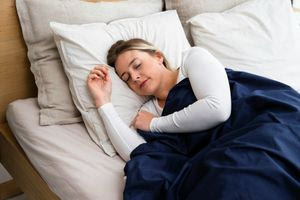 Το σώμα σας χρειάζεται αυτό πριν τον ύπνο αλλά λίγοι το γνωρίζουν