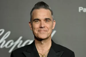 Ο Robbie Williams φοβάται ότι οι ενέσεις αδυνατίσματος σταδιακά «τον τυφλώνουν»