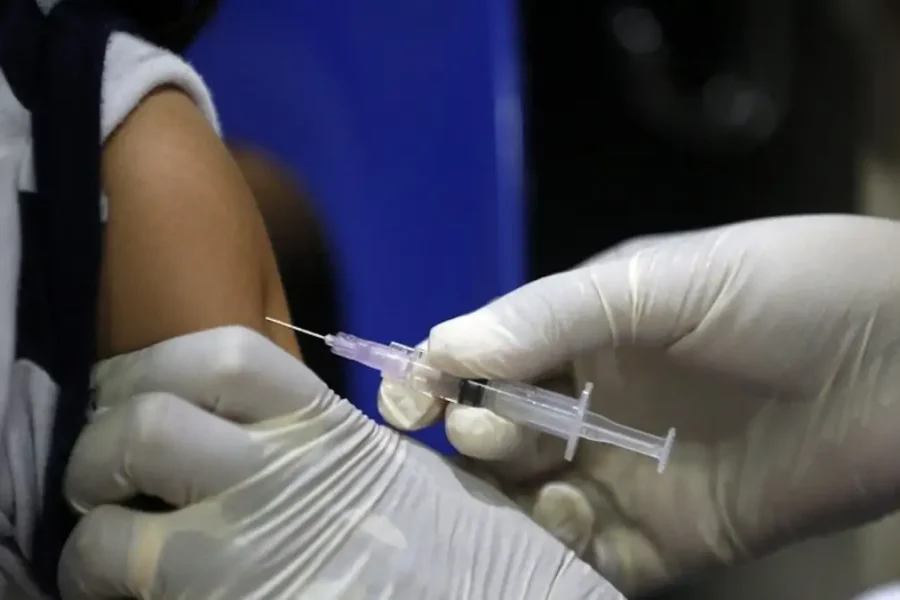 Ο ΕΟΔΥ θα λειτουργεί γραφείο για τα fake news στην υγεία: Πρώτος στόχος η ενημέρωση για τα εμβόλια