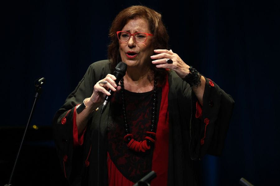 Μεγάλη συναυλία με την Μαρία Φαραντούρη και την Κρατική Ορχήστρα Αθηνών στο Πολιτιστικό Συνεδριακό Κέντρο Ηρακλείου (video)