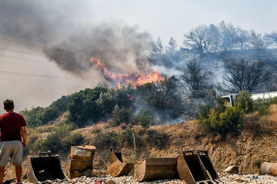 Κρήτη: Αναστολή πλειστηριασμών και κατασχέσεων για τους πληγέντες από τις πυρκαγιές του καλοκαιριού 2025