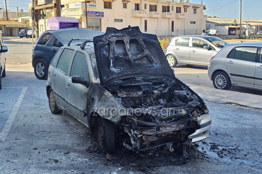 Χανιά: Αυτοκίνητο κάηκε ολοσχερώς στα Κουνουπιδιανά