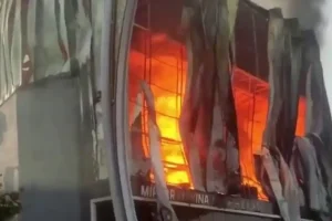 Τραγωδία στην Τουρκία: 6 νεκροί και 1 τραυματίας από φωτιά σε εργοστάσιο αρωμάτων – Δείτε βίντεο από την πύρινη κόλαση