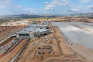 Στον «αέρα» διαγωνισμός 75 εκατ. ευρώ για τον αεροναυτιλιακό εξοπλισμό του αεροδρομίου Καστελλίου