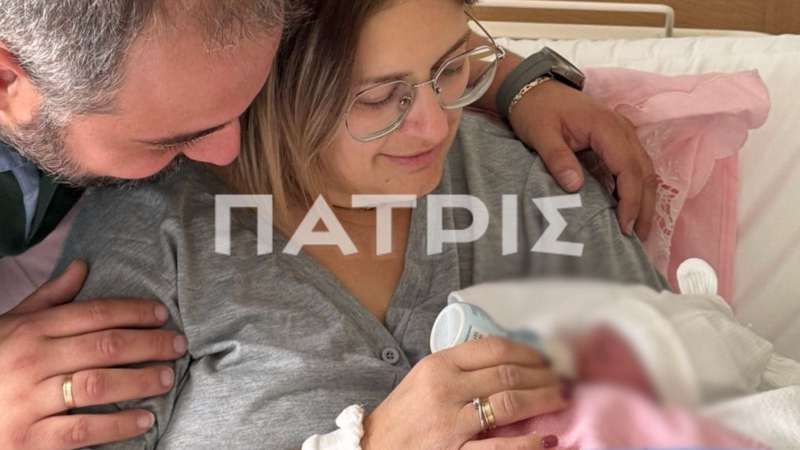 Μητέρα έγινε… στον δρόμο: Η ιστορία της Ζαχαρένιας που γέννησε το μωρό της μέσα στο αυτοκίνητο στο Ηράκλειο! 6 Μητέρα έγινε… στον δρόμο: Η ιστορία της Ζαχαρένιας που γέννησε το μωρό της μέσα στο αυτοκίνητο στο Ηράκλειο!