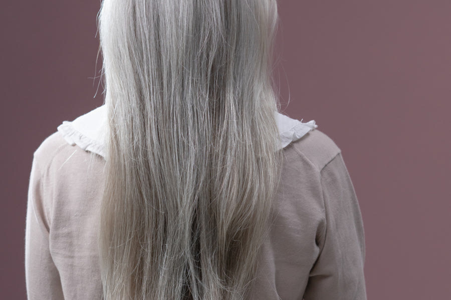 Πώς συνδέονται τα γκρίζα μαλλιά με την άμυνα κατά του καρκίνου