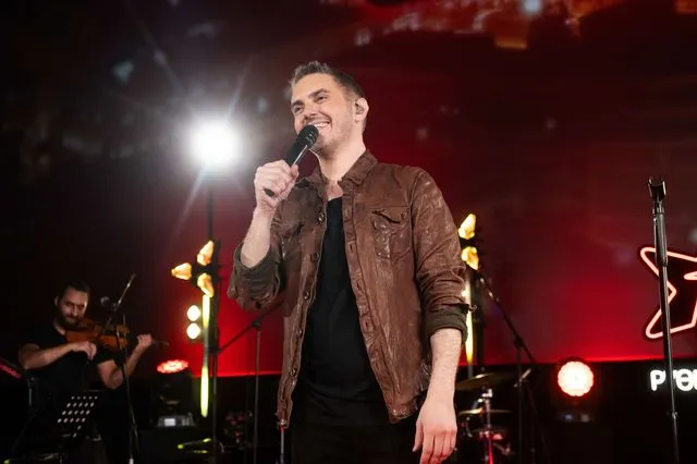 Μιχάλης Χατζηγιάννης: Αναβάλλονται οι εμφανίσεις του – “Θα υποβληθώ εκτάκτως σε επέμβαση”