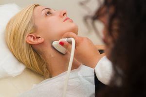 Ο υπέρηχος στον λαιμό μπορεί να εντοπίσει τον κίνδυνο καρδιακής προσβολής και εγκεφαλικού