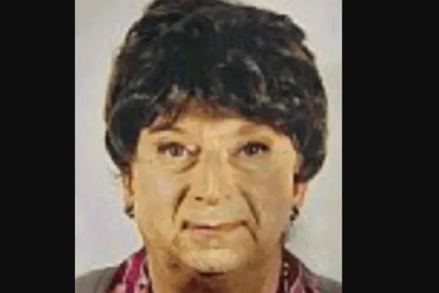 Ιταλία: 56χρονος υποδύθηκε τη μητέρα του που είχε πεθάνει πριν 3 χρόνια για να συνεχίσει να εισπράττει τη σύνταξή της