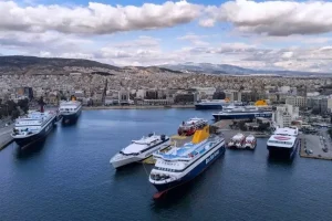 Αναβλήθηκε για τις 30 Δεκεμβρίου ο διαγωνισμός για τις άγονες γραμμές λόγω προσφυγής