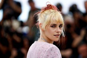 «Aρκετά με τη βία της σιωπής»: Η Κρίστεν Στιούαρτ καταγγέλει την κινηματογραφική βιομηχανία