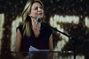 Κόμμα Καρυστιανού: Ούτε δεξιά, ούτε αριστερά…