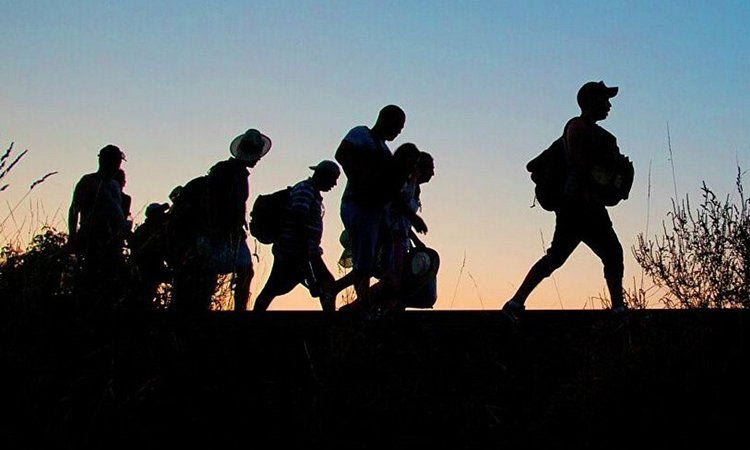 Κατατέθηκε στη Βουλή το νομοσχέδιο για τη Μετανάστευση, την επόμενη εβδομάδα η συζήτηση, οι κύριες ρυθμίσεις