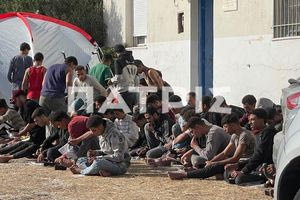 (ΦΩΤΟ) Πρώτες βοήθειες και φαγητό στους μετανάστες της Ιεράπετρας