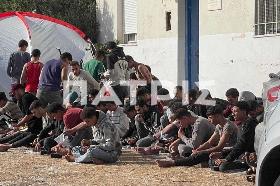 (ΦΩΤΟ) Πρώτες βοήθειες και φαγητό στους μετανάστες της Ιεράπετρας