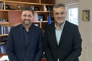 Οι ανάγκες, τα προβλήματα και η προοπτική του Δήμου Μαλεβιζίου στο επίκεντρο της συνάντησης Χάρη Μαμουλάκη – Μενέλαου Μποκέα