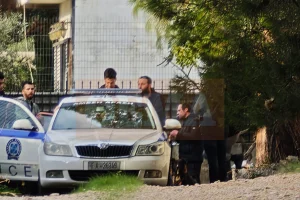 Γείτονες μιλούν για το φονικό μεταξύ δύο αδελφών στη Νέα Πέραμο: «Καβγάδιζαν συνέχεια, έπαιζαν ξύλο, και έπιαναν μαχαίρια»