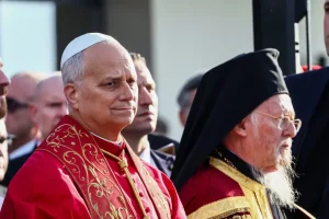 Ο πάπας Λέων έφτασε στην αρχαία Νίκαια – Live η ιστορική κοινή λειτουργία με τον Βαρθολομαίο