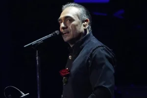 Νότης Σφακιανάκης: Ο Γιώργος Λιάγκας αποκαλύπτει τον λόγο που ο τραγουδιστής δεν πήγε στην κηδεία της Κίλι Σφακιανάκη