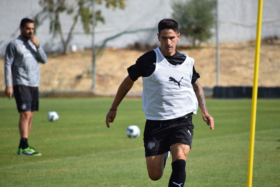 ΟΦΗ: Εξάποντο…ματς την Δευτέρα στη Λάρισα