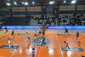 Βόλεϊ: Ο ΟΦΗ πήρε το τρίποντο επί της Κηφισιάς και το αφιέρωσε στον «χαζομπαμπά» Χαραλαμπίδη