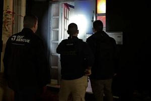 Έφοδος του ελληνικού FBI σε οίκους ανοχής στην Αθήνα – 15 συλλήψεις