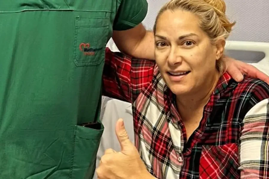 Η Ορθούλα Παπαδάκου στο νοσοκομείο: Η επέμβαση που έκανε και το δημόσιο μήνυμα στους θαυμαστές της