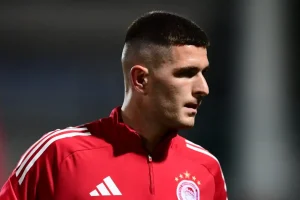 Ο Λορέντσο Πιρόλα υπέγραψε νέο συμβόλαιο με τον Ολυμπιακό, στους Πειραιώτες έως το 2028