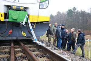 Πολωνία: H έκρηξη σε σιδηροδρομική γραμμή οφείλεται σε δολιοφθορά, δήλωσε ο Τουσκ