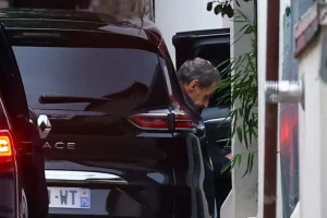 Νικολά Σαρκοζί: Το πρώτο μήνυμα μετά την αποφυλάκισή του – «Τώρα θα αποδείξω την αθωότητά μου, η αλήθεια θα επικρατήσει»