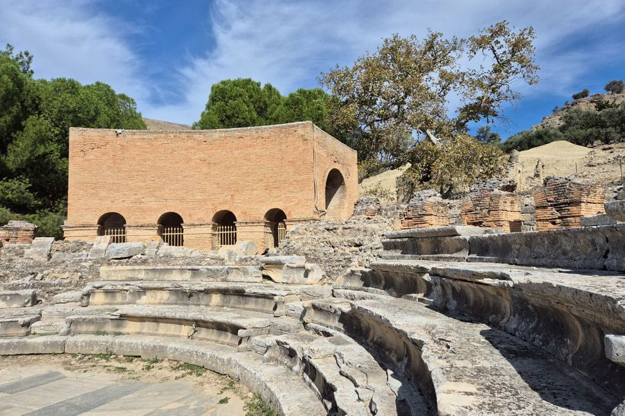 Η αποκατάσταση του Ρωμαϊκού Ωδείου Γόρτυνας στο Πρόγραμμα «Κρήτη 2021-2027» της Περιφέρειας