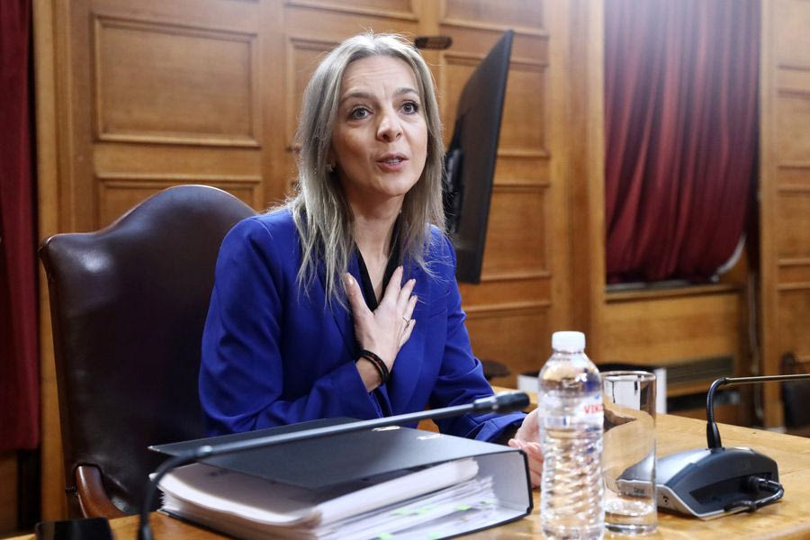 Εξεταστική ΟΠΕΚΕΠΕ – Σεμερτζίδου: «Έπρεπε να πάρω άδεια για να οδηγήσω το αυτοκίνητο του συντρόφου μου;»