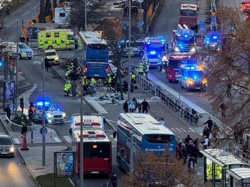 Σουηδία: Τι «βλέπουν» οι Αρχές πίσω από το δυστύχημα με το λεωφορείο – Το επικρατέστερο σενάριο