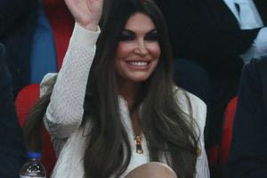 Go back κυρία Κίμπερλι!