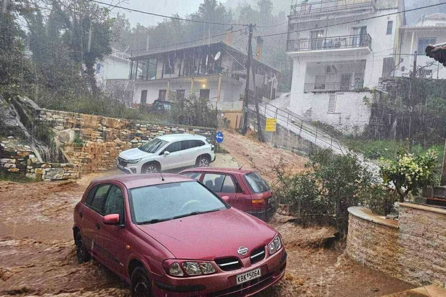 Καταστροφές στη Θάσο από τις έντονες βροχοπτώσεις