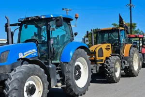 Οι αγρότες ανακοίνωσαν μπλόκα στις εθνικές οδούς – Κλείνουν λιμάνια και τελωνεία