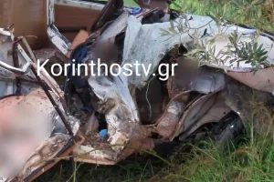 Θανατηφόρο τροχαίο στην Κόρινθο: Αγροτικό «καρφώθηκε» σε δέντρο – 1 νεκρός και 2 τραυματίες