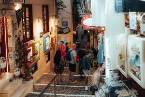 Έρευνα: Τι φέρνει και ξαναφέρνει τους τουρίστες στην Κρήτη