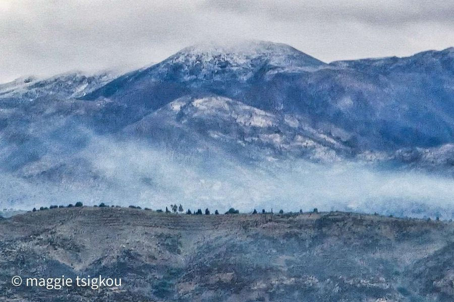 Έπεσαν τα πρώτα χιόνια – Πανέμορφες εικόνες από τα Λευκά Όρη
