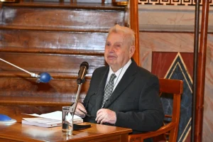 Πέθανε ο Στέφανος Χατζηγιάννης, πρωτοπόρος της Ηπατολογίας και καθηγητής γενεών γιατρών