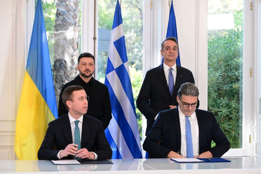 Έπεσαν οι υπογραφές στην ενεργειακή συμφωνία Ελλάδας – Ουκρανίας για το φυσικό αέριο