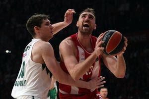 Ολυμπιακός – Ζαλγκίρις 95-78: Σπουδαία νίκη με το μυαλό στον Έβανς