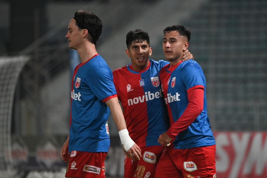 Super League: Συνέχισαν με νίκες Βόλος και Άρης